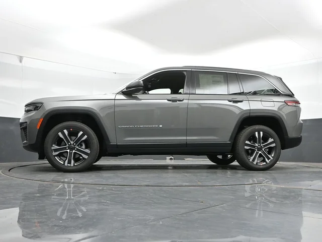 Nuevos JEEP GRAND CHEROKEE à Estados chez autogozo