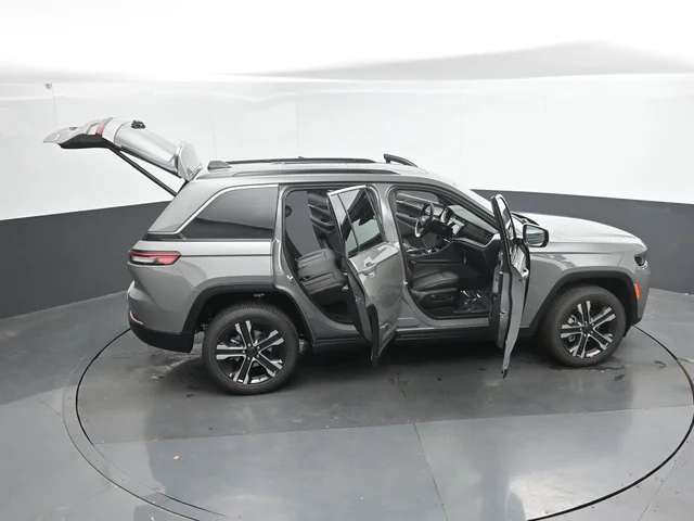 Nuevos JEEP GRAND CHEROKEE à Estados chez autogozo