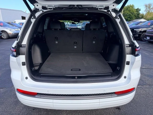 Nuevos JEEP GRAND CHEROKEE à Estados chez autogozo