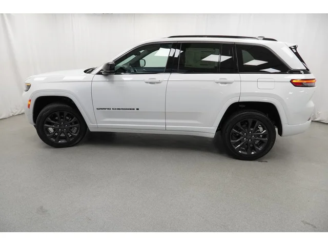 Nuevos JEEP GRAND CHEROKEE à Estados chez autogozo