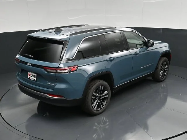 Nuevos JEEP GRAND CHEROKEE à Estados chez autogozo