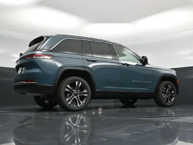 Nuevos JEEP GRAND CHEROKEE à Estados chez autogozo