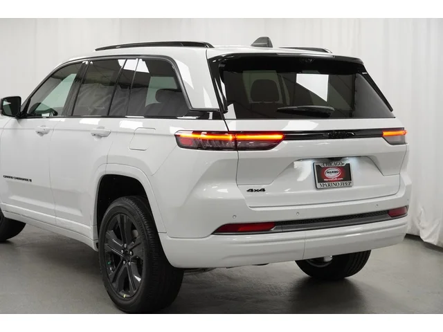 Nuevos JEEP GRAND CHEROKEE à Estados chez autogozo