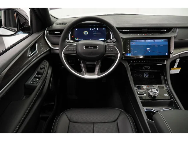 Nuevos JEEP GRAND CHEROKEE à Estados chez autogozo