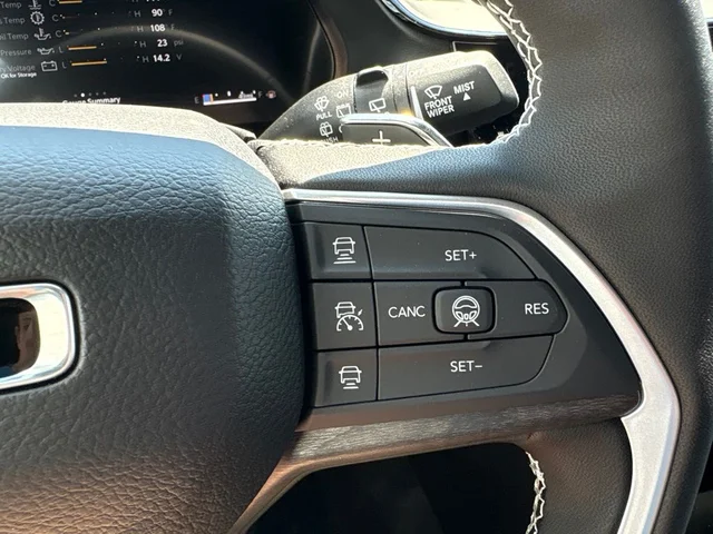 Nuevos JEEP GRAND CHEROKEE à Estados chez autogozo