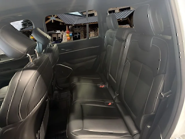 Nuevos JEEP GRAND CHEROKEE à Estados chez autogozo