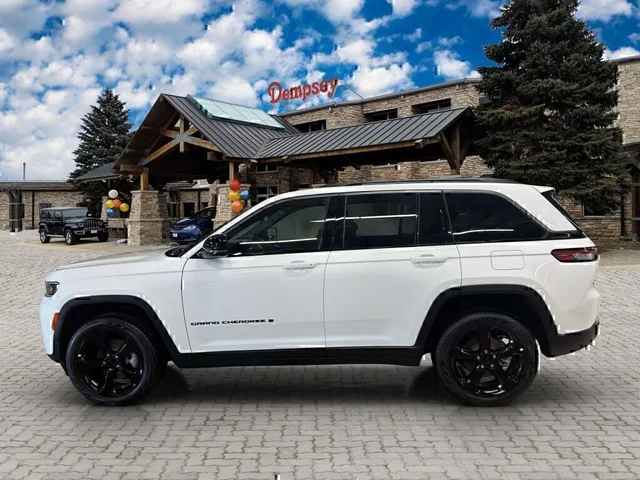Nuevos JEEP GRAND CHEROKEE à Estados chez autogozo