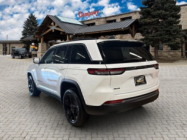 Nuevos JEEP GRAND CHEROKEE à Estados chez autogozo