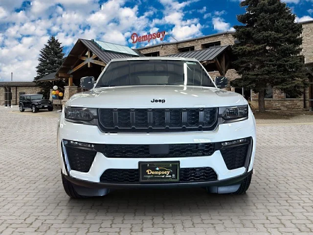 Nuevos JEEP GRAND CHEROKEE à Estados chez autogozo