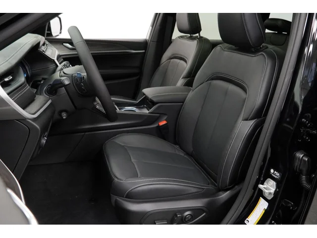 Nuevos JEEP GRAND CHEROKEE à Estados chez autogozo