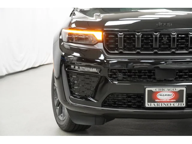 Nuevos JEEP GRAND CHEROKEE à Estados chez autogozo
