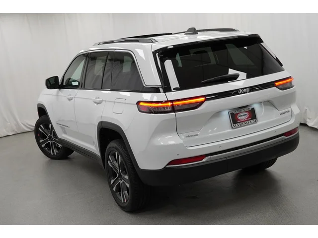 Nuevos JEEP GRAND CHEROKEE à Estados chez autogozo