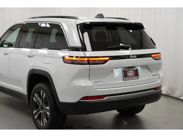 Nuevos JEEP GRAND CHEROKEE à Estados chez autogozo