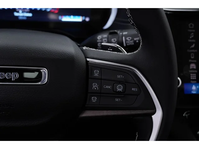Nuevos JEEP GRAND CHEROKEE à Estados chez autogozo