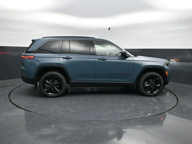 Nuevos JEEP GRAND CHEROKEE à Estados chez autogozo