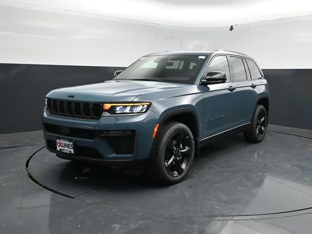 Nuevos JEEP GRAND CHEROKEE à Estados chez autogozo