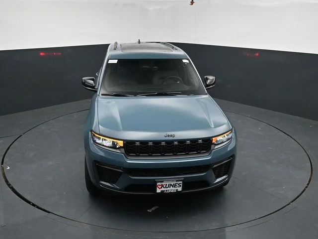 Nuevos JEEP GRAND CHEROKEE à Estados chez autogozo