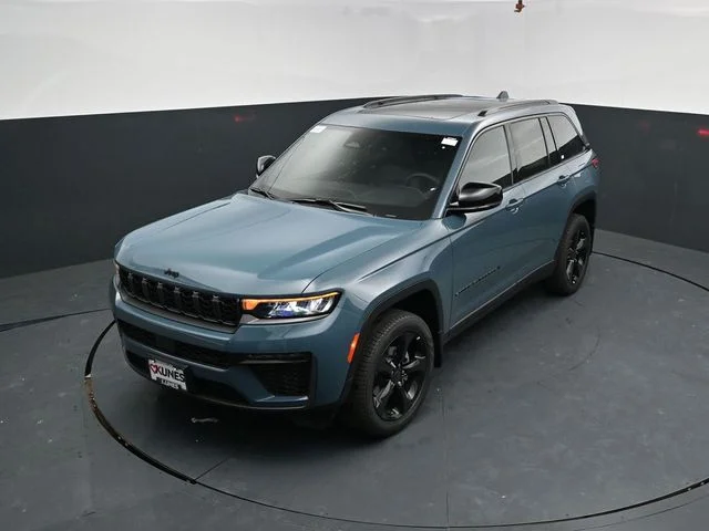 Nuevos JEEP GRAND CHEROKEE à Estados chez autogozo
