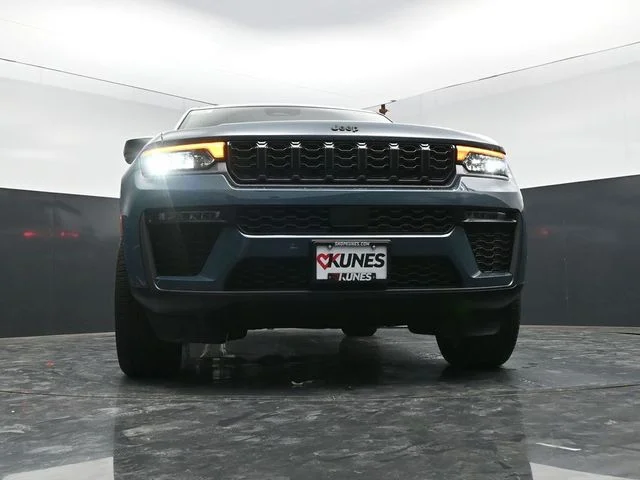 Nuevos JEEP GRAND CHEROKEE à Estados chez autogozo