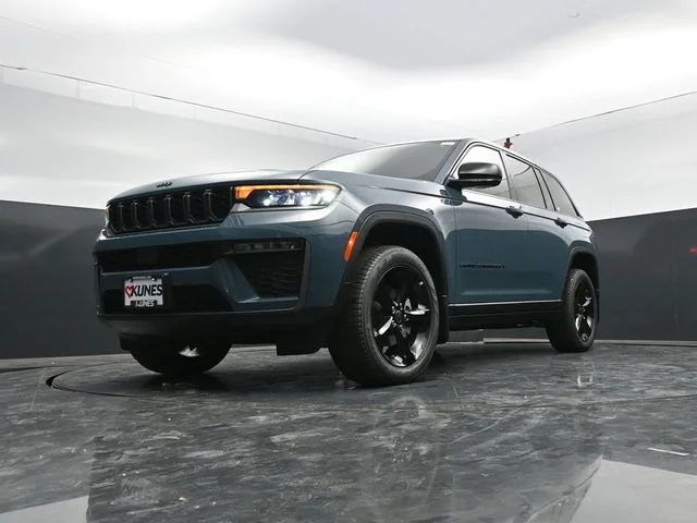 Nuevos JEEP GRAND CHEROKEE à Estados chez autogozo