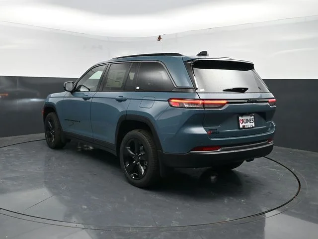 Nuevos JEEP GRAND CHEROKEE à Estados chez autogozo