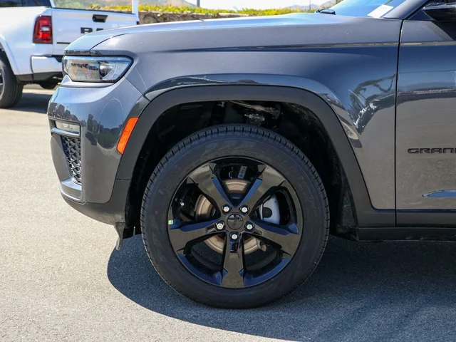 Nuevos JEEP GRAND CHEROKEE à Estados chez autogozo