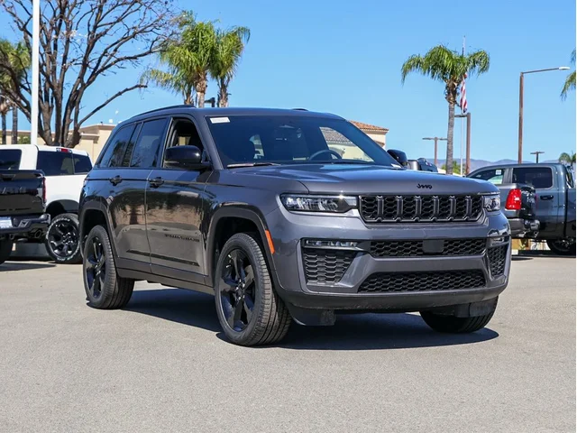 Nuevos JEEP GRAND CHEROKEE à Estados chez autogozo