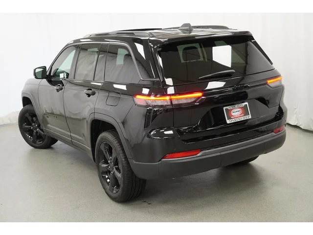 Nuevos JEEP GRAND CHEROKEE à Estados chez autogozo