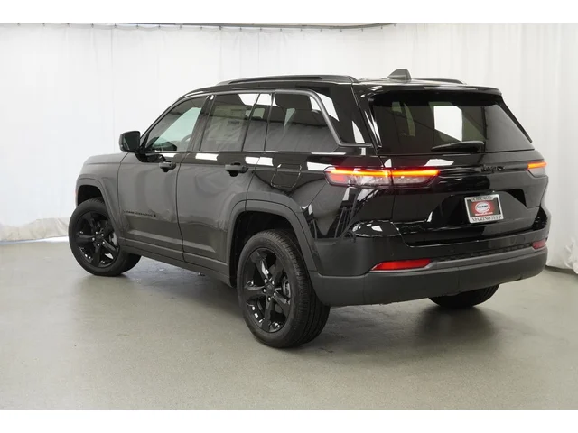 Nuevos JEEP GRAND CHEROKEE à Estados chez autogozo