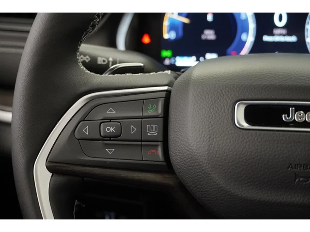 Nuevos JEEP GRAND CHEROKEE à Estados chez autogozo