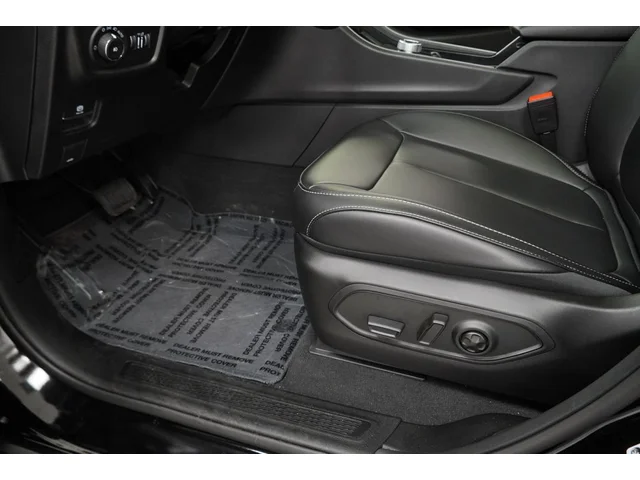 Nuevos JEEP GRAND CHEROKEE à Estados chez autogozo