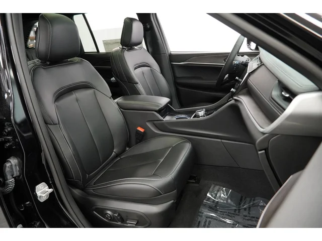 Nuevos JEEP GRAND CHEROKEE à Estados chez autogozo