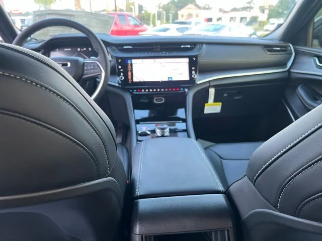 Nuevos JEEP GRAND CHEROKEE à Estados chez autogozo