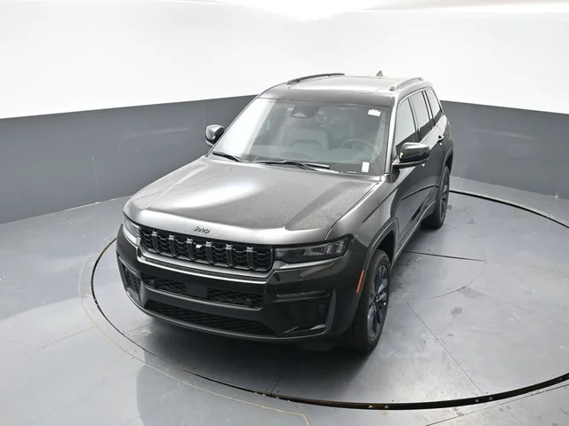 Nuevos JEEP GRAND CHEROKEE à Estados chez autogozo