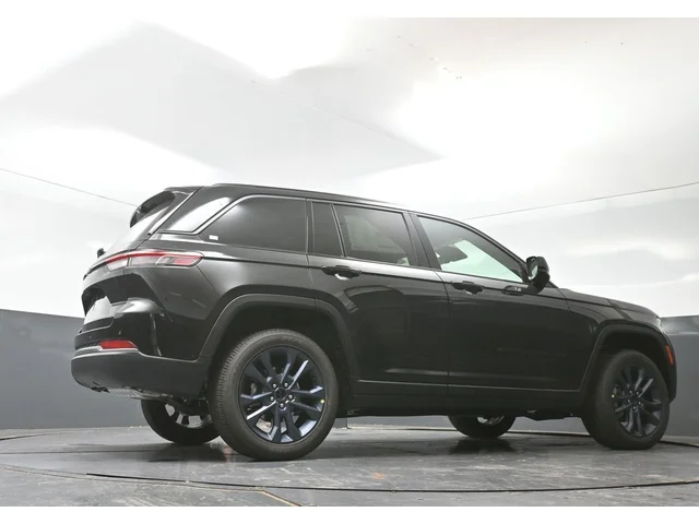Nuevos JEEP GRAND CHEROKEE à Estados chez autogozo
