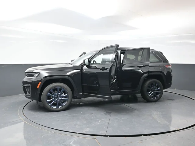 Nuevos JEEP GRAND CHEROKEE à Estados chez autogozo