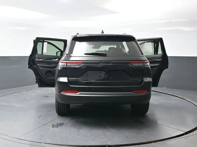 Nuevos JEEP GRAND CHEROKEE à Estados chez autogozo