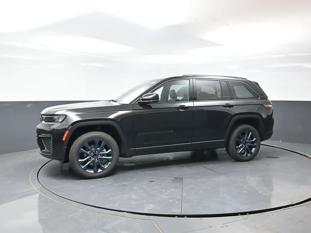 Nuevos JEEP GRAND CHEROKEE à Estados chez autogozo