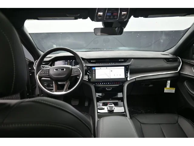 Nuevos JEEP GRAND CHEROKEE à Estados chez autogozo