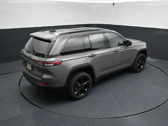 Nuevos JEEP GRAND CHEROKEE à Estados chez autogozo