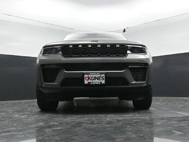 Nuevos JEEP GRAND CHEROKEE à Estados chez autogozo