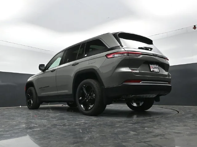 Nuevos JEEP GRAND CHEROKEE à Estados chez autogozo