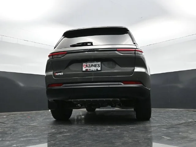 Nuevos JEEP GRAND CHEROKEE à Estados chez autogozo