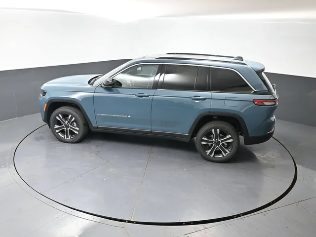 Nuevos JEEP GRAND CHEROKEE à Estados chez autogozo