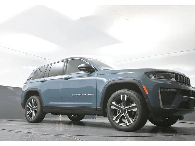 Nuevos JEEP GRAND CHEROKEE à Estados chez autogozo