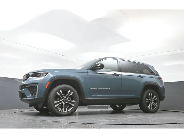 Nuevos JEEP GRAND CHEROKEE à Estados chez autogozo