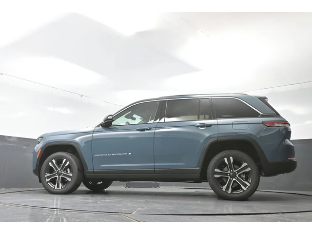 Nuevos JEEP GRAND CHEROKEE à Estados chez autogozo