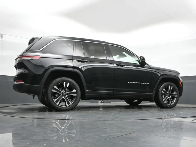 Nuevos JEEP GRAND CHEROKEE à Estados chez autogozo