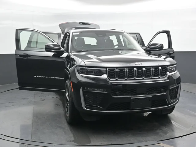 Nuevos JEEP GRAND CHEROKEE à Estados chez autogozo