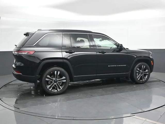 Nuevos JEEP GRAND CHEROKEE à Estados chez autogozo